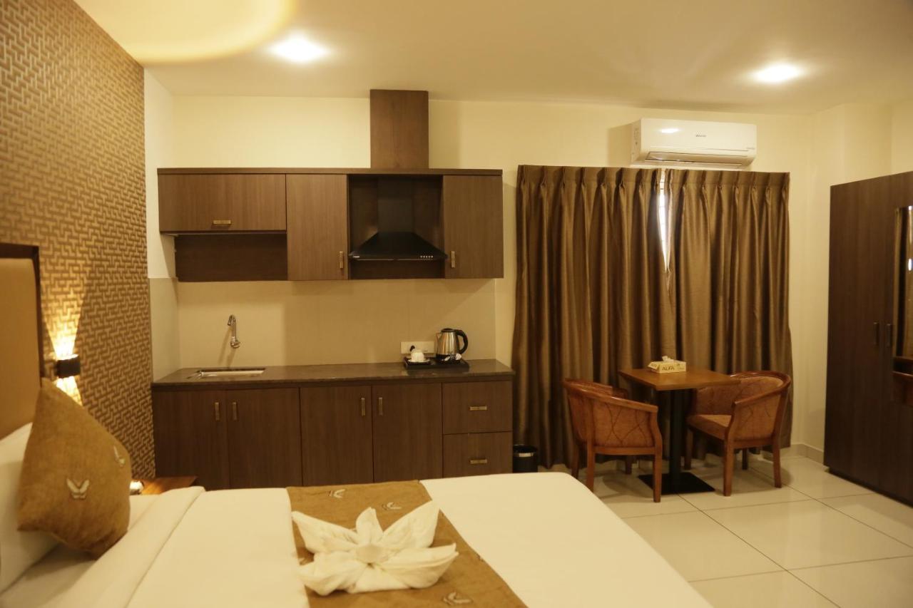 Hotel Esquina Residency Kochi Exterior foto